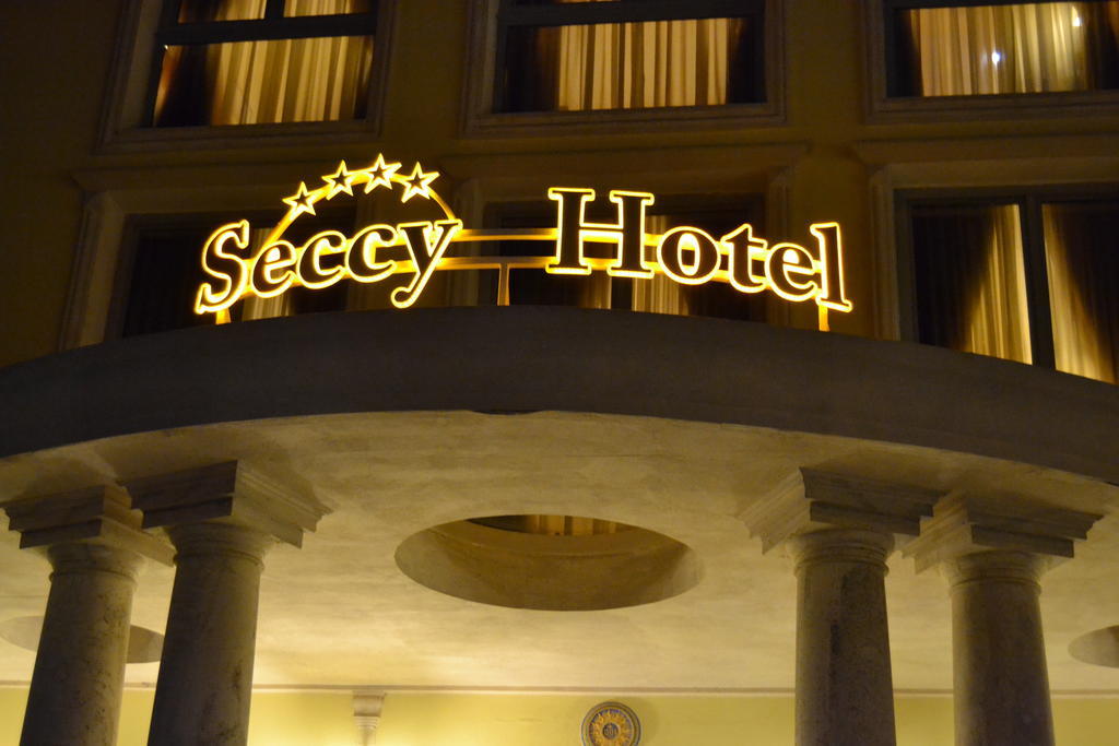 Seccy Hotel Boutique Art & Museum Fiumicino Eksteriør billede
